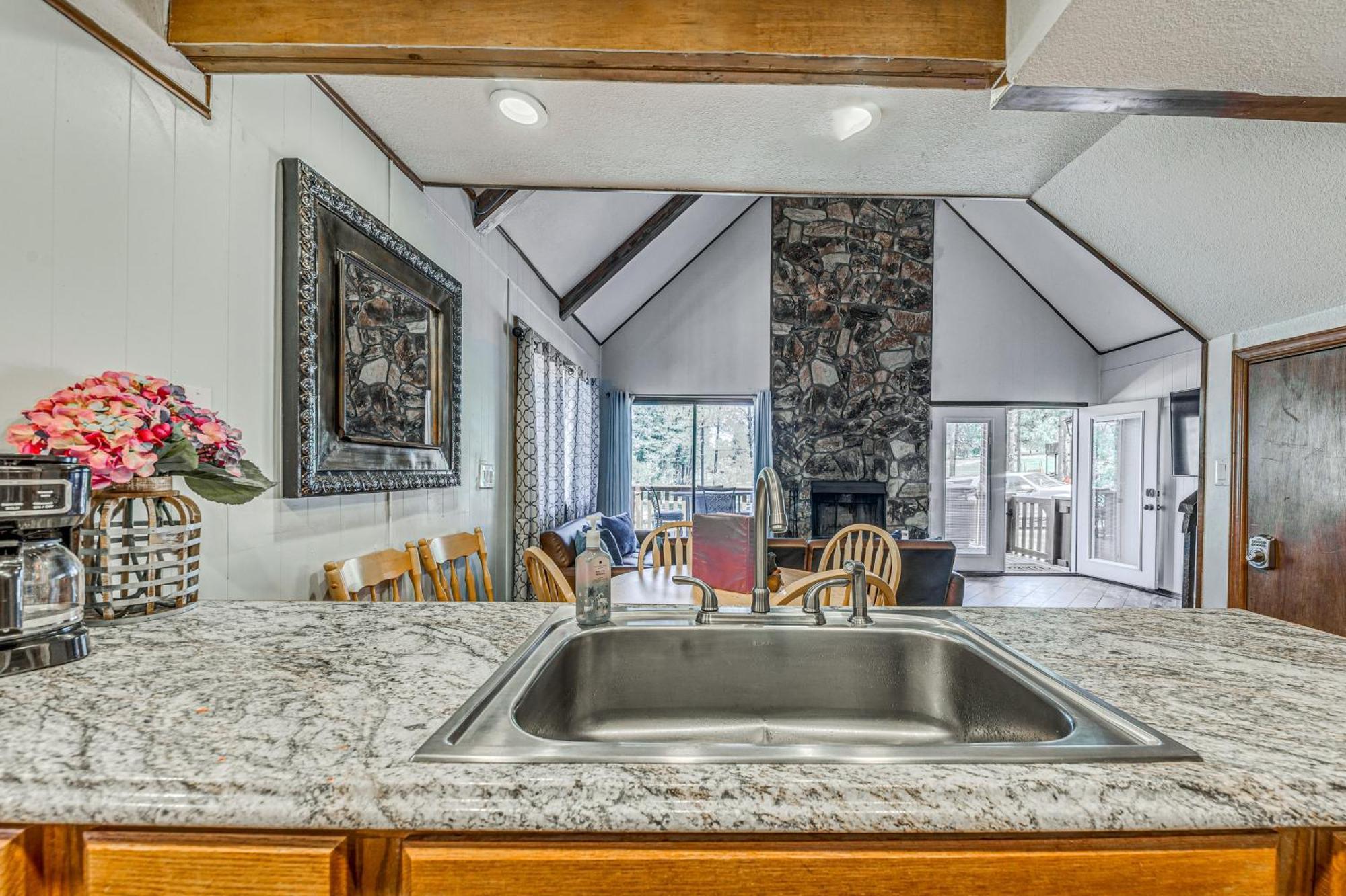 Ruidoso Family Cabin, Short Walk To Downtown! Exterior photo